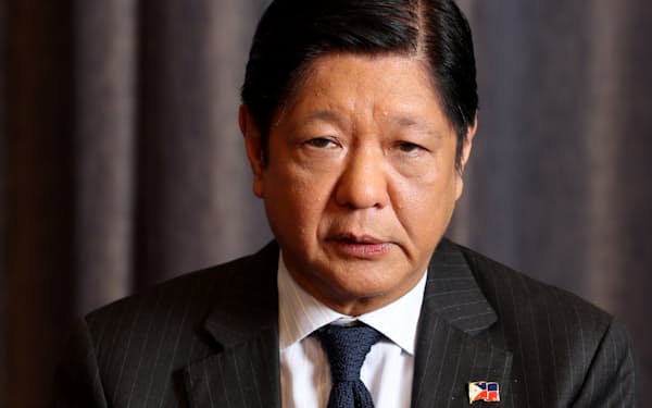 フィリピンのマルコス大統領は議会承認は「まもなく」との見通しを示していた（12日、東京都港区）