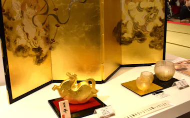 松坂屋名古屋店は外商顧客向け催事を定期開催し、金製品など販売している