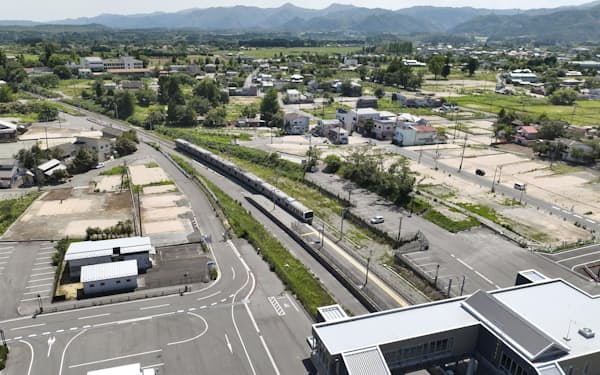 居住の始まった特定復興再生拠点区域は駅の周辺などに設けられている（2022年6月、福島県大熊町のＪＲ大野駅）＝共同