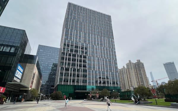 浦発硅谷銀行のオフィスが入っているとされるビル（上海市、11日）