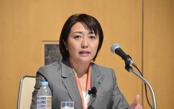 池田氏は北海道知事選で訴える政策を発表した（13日、札幌市）