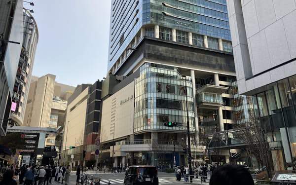 3年連続で関西商業地の最高価格地点だったグランフロント大阪南館(大阪市)