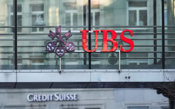 スイスの２大金融機関が合併で合意した＝ロイター