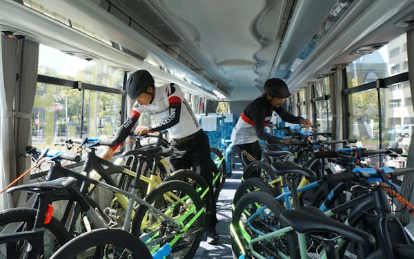 バスには18台の自転車を積載できる