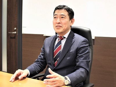 KANAEアソシエイツの阪部哲也社長 大学卒業後、富士銀行(現みずほ銀行)やリクルートエイブリック(現リクルート)などを経て、2010年にKANAEアソシエイツを設立。金融業界に特化した人材紹介サービスを展開