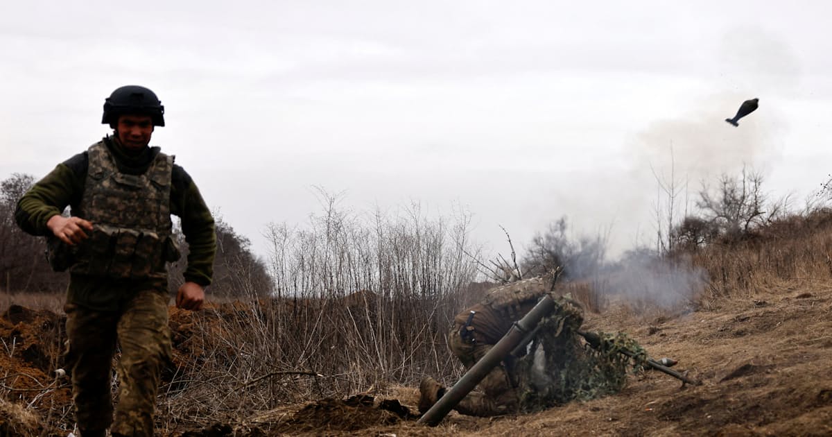 ロシア軍は「息切れ」 ウクライナ軍幹部、東部で反攻予告 - 日本経済新聞