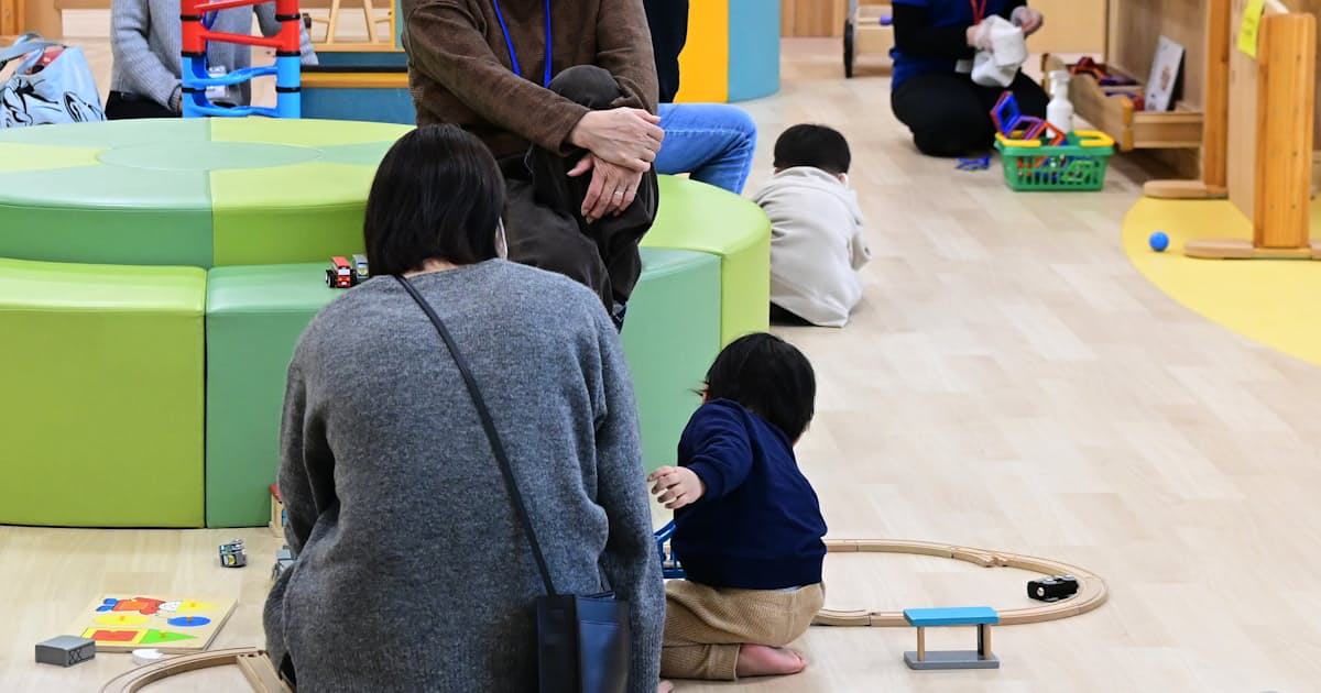 出生率は上げられるか、経済学者50人の見方 現金支給への支持薄く - 日本経済新聞
