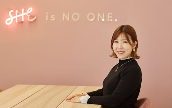 女性のリスキリングを促すSHEの福田恵里CEO（写真：伊藤菜々子）