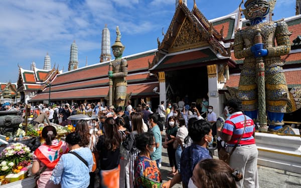 東南アジアは中国からの観光客数の回復を期待している（バンコク、1月）＝ロイター