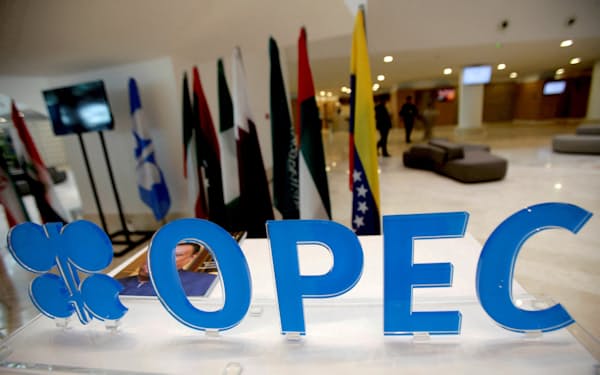 OPECプラスの加盟国が追加減産に踏み切った＝ロイター