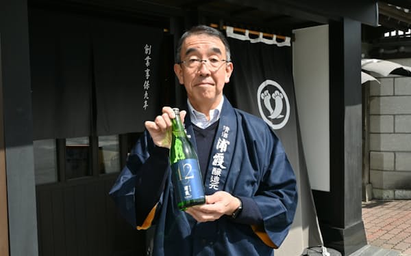 佐浦弘一社長は原点に立ち返り「きょうかい12号酵母」を使った日本酒を発売した