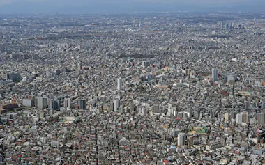 住宅新築が伸び悩み、中古の修繕にも課題が横たわる