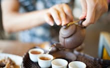 塩谷氏は日々の暮らし中で中国茶を淹れるような時間を、自然体の「息抜き」ととらえるようになった（写真はイメージ）