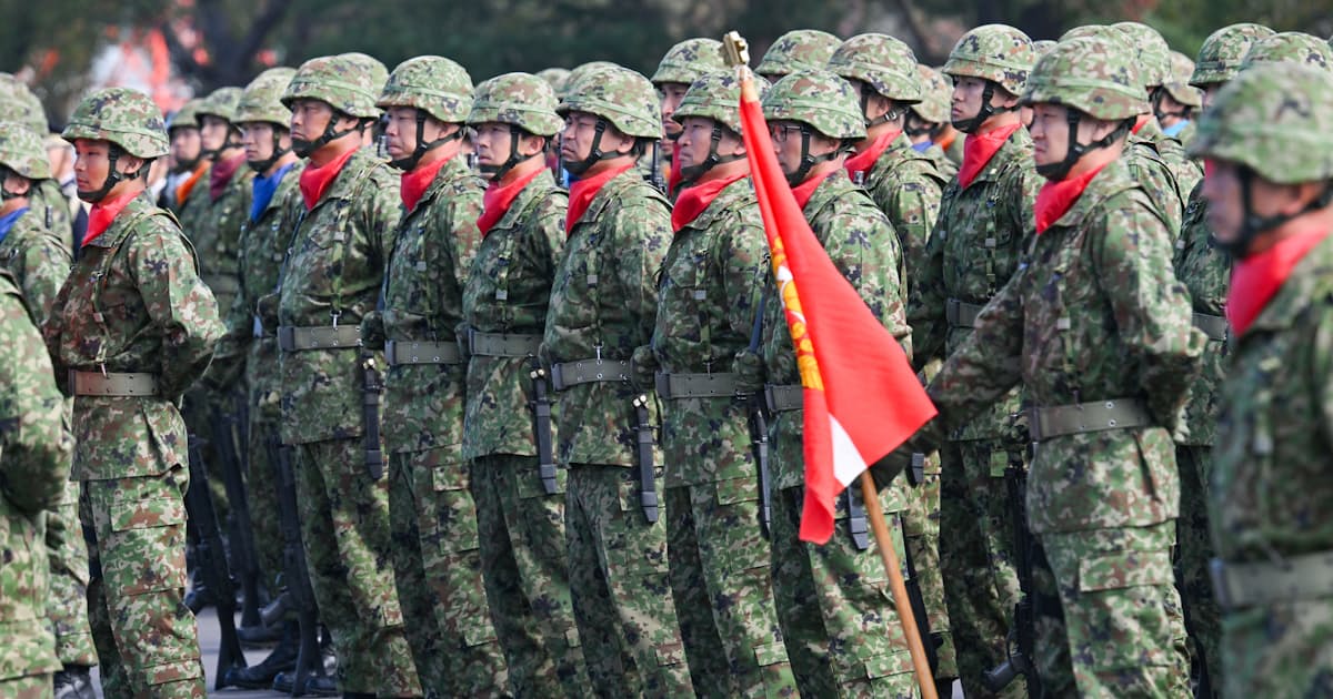 退職自衛官の支援へ「庁」新設検討 再就職や年金、なり手不足対策 - 日本経済新聞