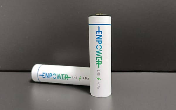 円筒型のリチウム金属電池を量産する＝エンパワージャパン提供