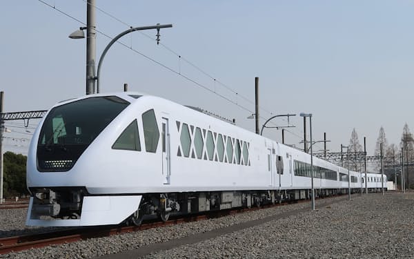 7月から東武鉄道がフラッグシップとして運行を始める「SPACIA X（スペーシアX）」