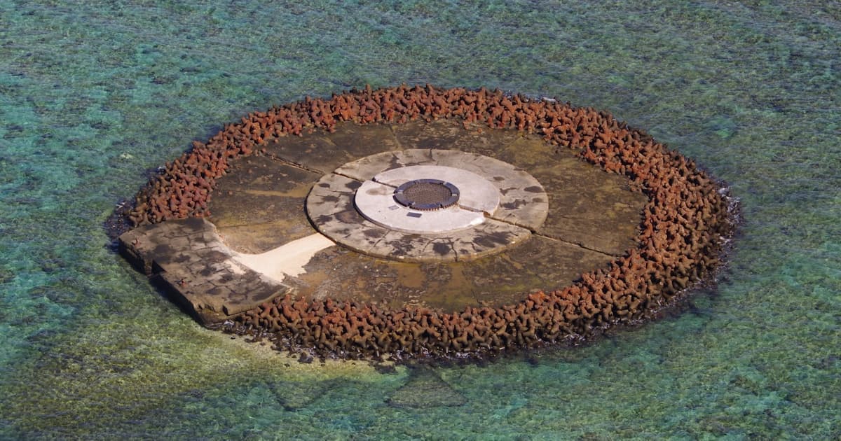 木原官房長官、中国の主張に反論「沖ノ鳥島は国連海洋法条約上の島」 - 日本経済新聞