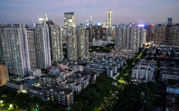 深圳市などの中国の地方政府は中央政府が重視する分野への投資資金を調達するためファンドを設立した＝ロイター