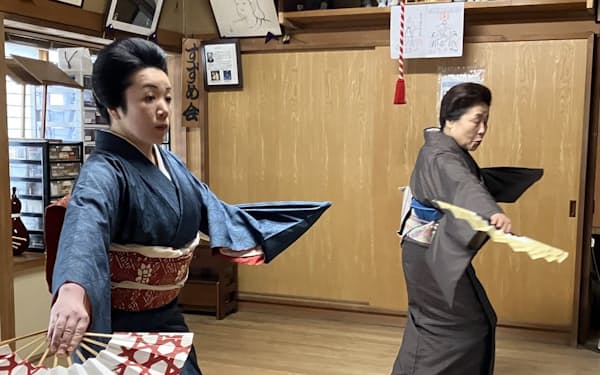 稽古で芸を磨く盛岡芸妓