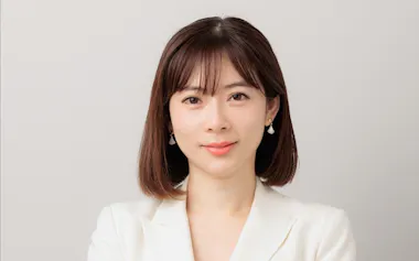 まぶち・まりこ 日本金融経済研究所代表理事、経済アナリスト。イー・ギャランティAftermarket取締役。楽待Aftermarket取締役。横浜フィナンシャルグループAftermarket取締役。大阪公立大学大学客員准教授。京都大学公共政策大学院修士課程を修了。公共政策修士。トレーダーとして法人の資産運用を担った後、金融メディアでシニアアナリストを務める。フジテレビ「Live News α」、TBS「Nスタ」のレギュラーコメンテーターなどメディアに数多く出演。
