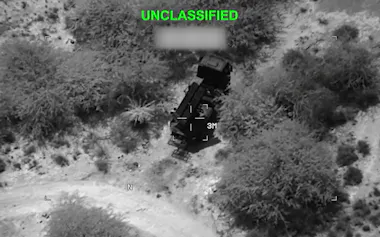 米軍は11日から13日連続でイランへの攻撃を続けた(23日公開の画像)=米中央軍提供・ロイター