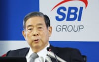 SBI新生銀行の上場廃止方針を発表したSBIホールディングスの北尾吉孝会長兼社長(12日、東京・六本木)