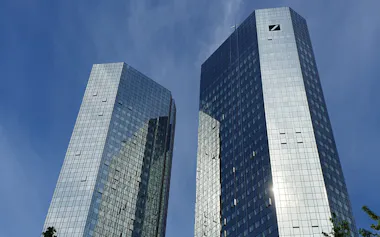 ドイツ銀行は投資銀行部門がけん引し純利益1割増