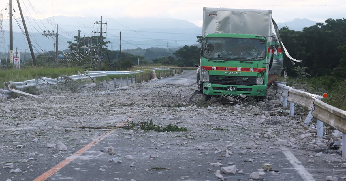 トヨタ3工場月内停止、半導体・飲料工場も止まる 熊本地震の影響拡大 - 日本経済新聞