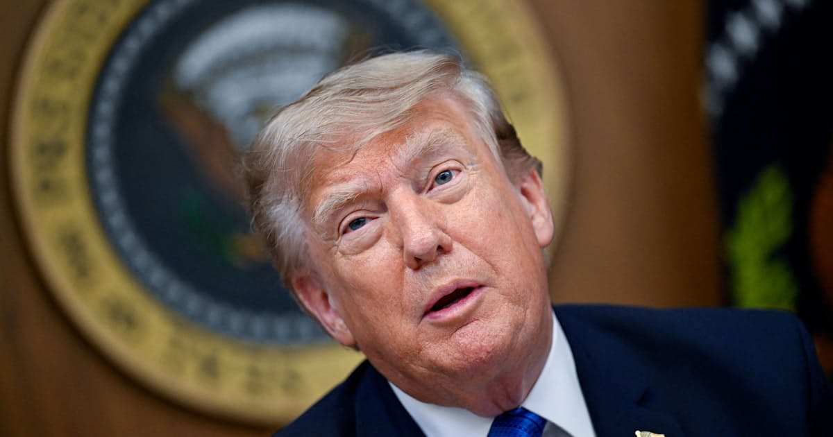 トランプ氏、対イラン攻撃停止を宣言 「中東諸国から要請」 - 日本経済新聞
