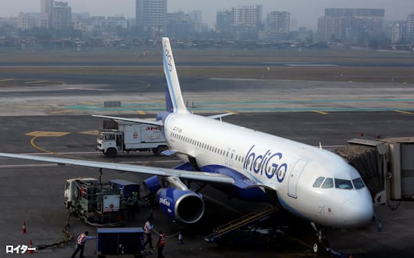 「インディゴ」はインドの航空旅客市場の過半を占める(ムンバイ)=ロイター