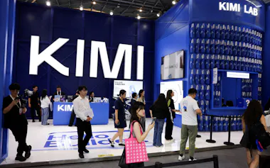 ムーンショットAIのLLM「Kimi K3」は、米オープンAIや米アンソロピックの旗艦モデルと並び称される=ロイター