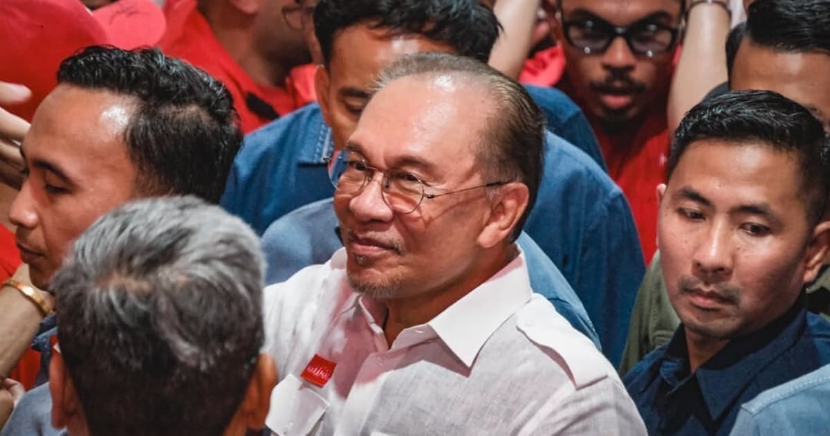 マレーシアのアンワル首相、腹部ヘルニアで手術 首相府公表
