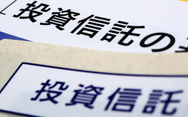 投信データの大半はコンピューターが容易に比較できる形で整備されていない