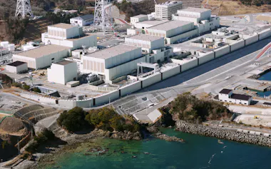 テロ対策施設の設置延長により女川原発2号機は12月の運転停止を回避できる見込みだ