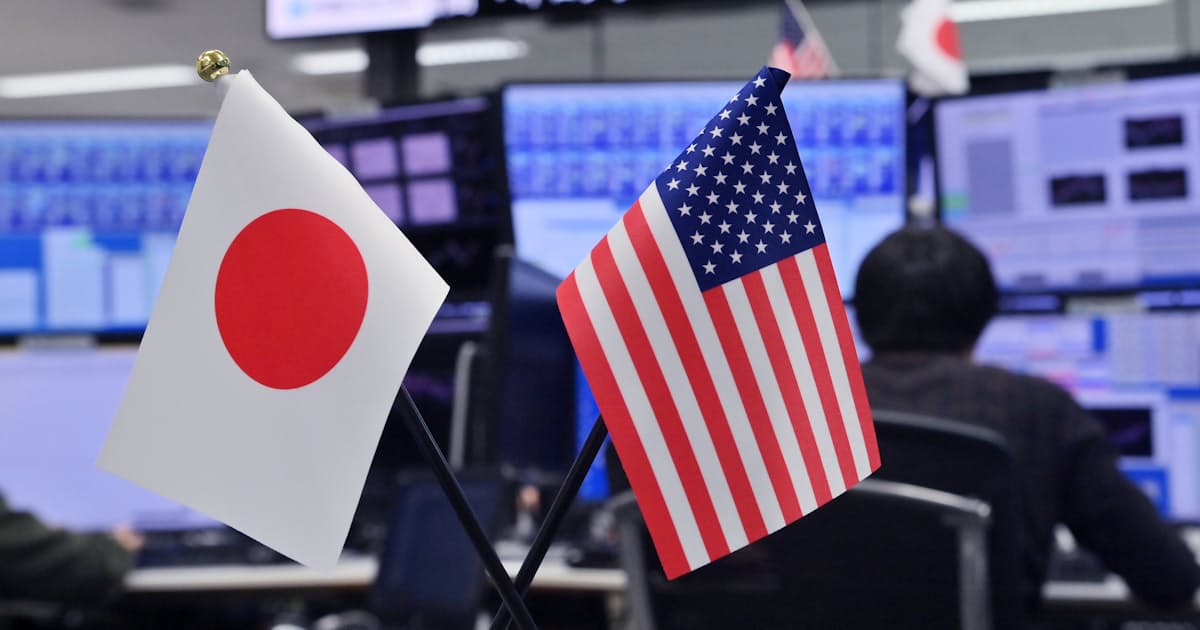 円急騰し1カ月ぶり155円台 1日で4円上昇、円安是正に思惑 - 日本経済新聞