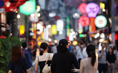 1〜8月の飲食業倒産は過去30年間で最多の701件