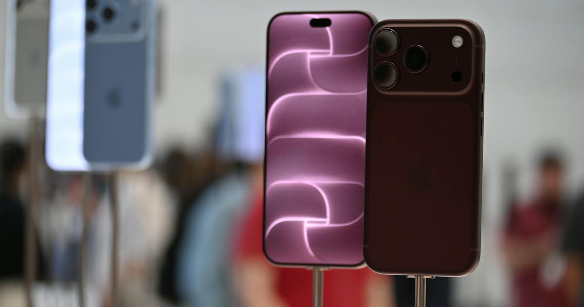 iPhone18、前機種より1割超高く 国内携帯キャリア4社が予約開始 - 日本経済新聞