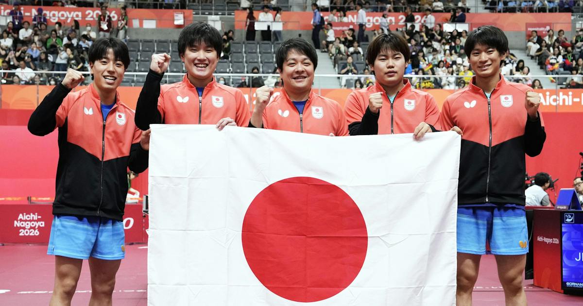 卓球男子、60年ぶり「金」 エース張本智和と19歳の松島輝空が躍動 - 日本経済新聞