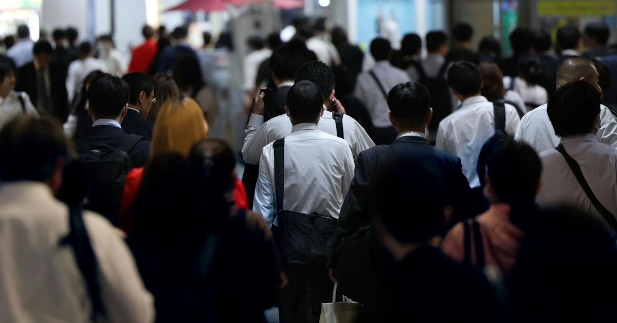 日経新聞が捉える日本の課題と変革:多重下請け問題から製造業の動向まで