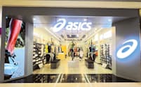 インドでアシックス製品を販売する店舗