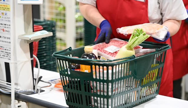 「年収の壁」130万円超でも2年まで扶養に10月から