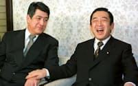 来日時に橋本龍太郎首相（右）と会談するウズベキスタンのスルタノフ首相（1998年１月）＝ＡＰ