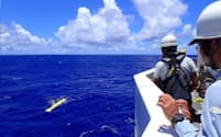 海底調査に使う自動運航の水中ドローン（海洋研究開発機構、内閣府SIP提供）