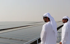 丸紅「エネルギーの盟主」の座維持に挑む UAEで太陽光