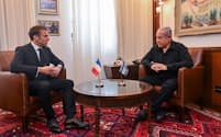 フランスのマクロン大統領は24日にイスラエルを訪問し、同国のネタニヤフ首相と会談した＝イスラエル首相府提供