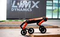 「逐際動力（LimX Dynamics）」は車輪付き四脚ロボットの開発を手掛ける