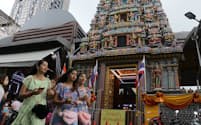 タイのスリ・マハマリアマン寺院はパワースポットとして人気を集めている（５日、バンコク）