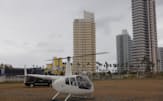 6日、和歌山マリーナシティのヘリポートに着陸したヘリコプター（和歌山市）