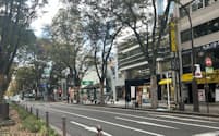 仙台市は市中心部の定禅寺通エリアの雑居ビルの脱炭素化などを進める（7日、仙台市）