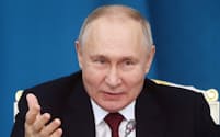 ロシアのプーチン大統領（９日、アスタナ）＝スプートニク・ロイター